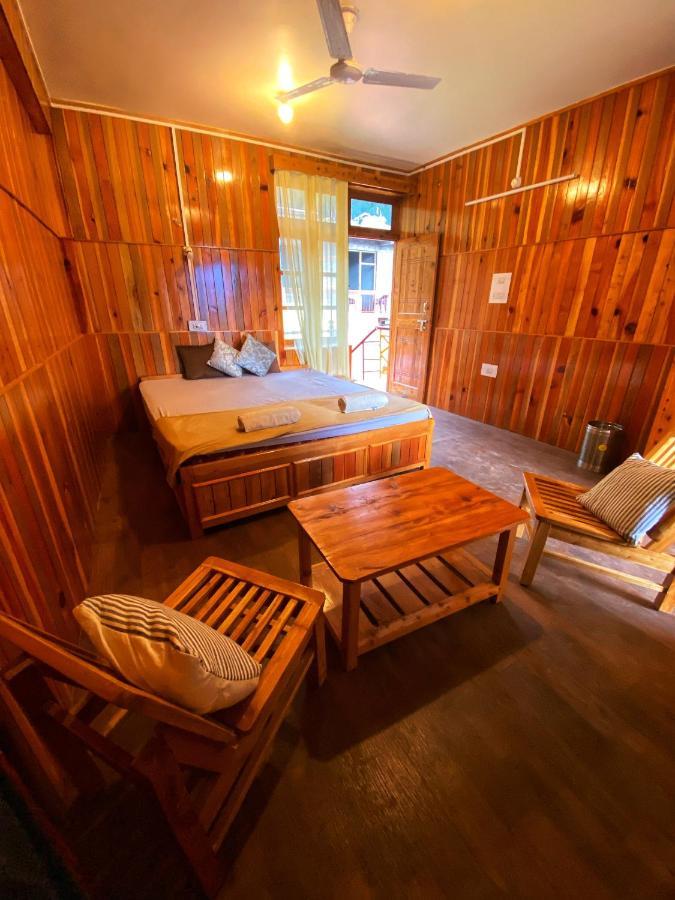 Pine Tower Inn Manāli Εξωτερικό φωτογραφία