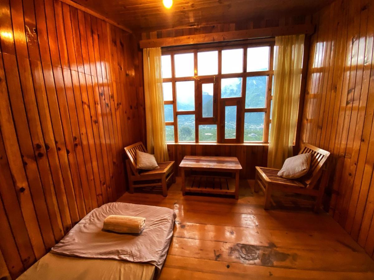 Pine Tower Inn Manāli Εξωτερικό φωτογραφία